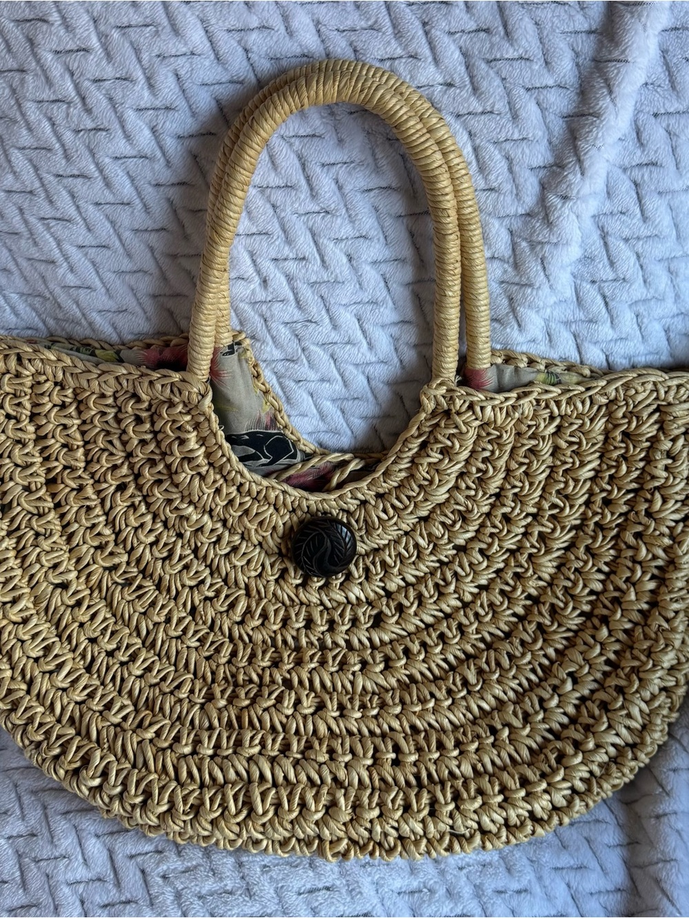Cappelli Straworld Natural Straw Woven Tote with Button Closure